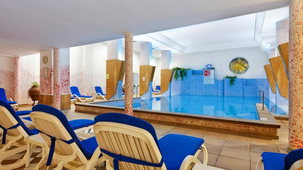 Hotel Antares Olimpo Le Terrazze piscina Interna SPA